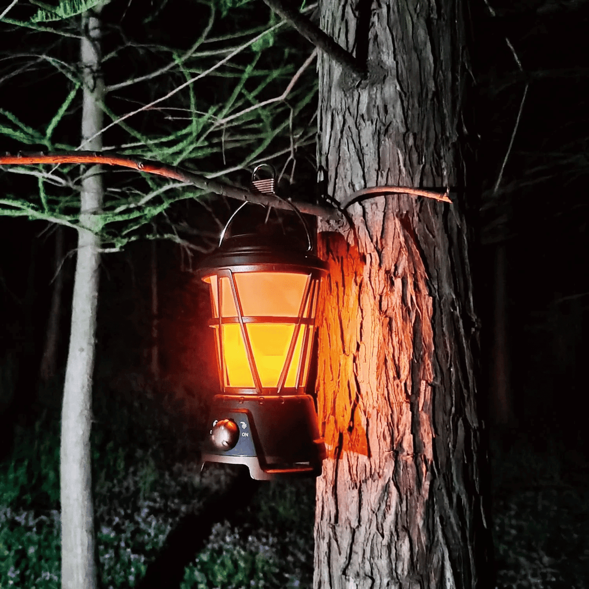 Outdoor Flicker LED Lantern - Warm & Cozy Illumination